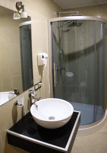 Фото номера Номер-студио с кроватью размера &quot;king-size&quot; Отель New Gudauri Residences and Spa г. Гудаури 18