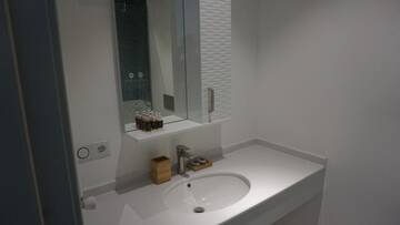 Фото номера Номер-студио с кроватью размера &quot;king-size&quot; Отель New Gudauri Residences and Spa г. Гудаури 22