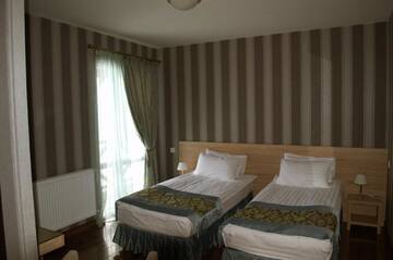 Фотографии Отель Edelweiss Hotel г. Гудаури (Грузия) №4 Фото Отель Edelweiss Hotel г. Гудаури 4
