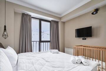 Фото номера Люкс с 2 спальнями Отель Gudauri Hotel Loft г. Гудаури 3