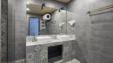 Фото номера Семейный номер Отель Gudauri Hotel Loft г. Гудаури 8