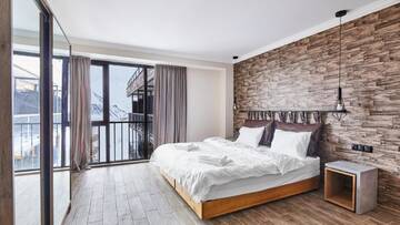 Фото номера Трехместный номер Отель Gudauri Hotel Loft г. Гудаури 3