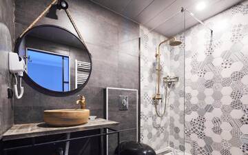 Фото номера Четырехместный номер «Премиум» Отель Gudauri Hotel Loft г. Гудаури 3