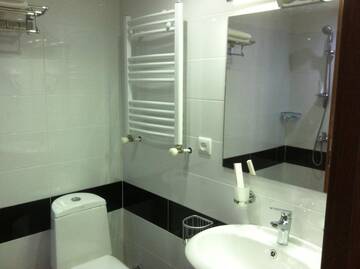 Фото номера Трехместный номер Отель Time Out Hotel г. Гудаури 5