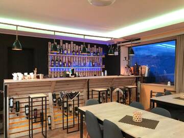 Фото номера Трехместный номер с балконом Гостевой дом Veranda Hotel г. Гудаури 4