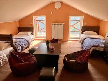 Фото номера Семейный номер с балконом Гостевой дом Veranda Hotel г. Гудаури 7