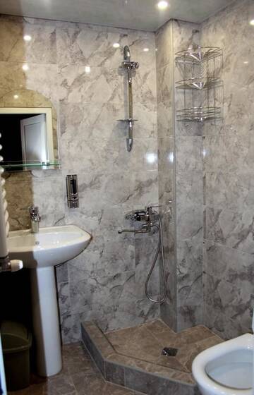 Фото номера Шале с двумя спальнями Шале Cottage Gudauri г. Гудаури 17
