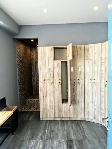 Фото номера Апартаменты с балконом Апарт-отели Gudauri Loft Apartment 311 г. Гудаури 21
