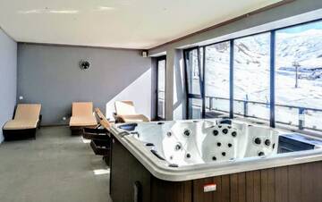 Фото номера Апартаменты с балконом Апарт-отели Gudauri Loft Apartment 311 г. Гудаури 64