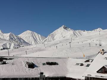 Фото номера Апартаменты с 1 спальней Апарт-отели Frozen View New Gudauri г. Гудаури 4