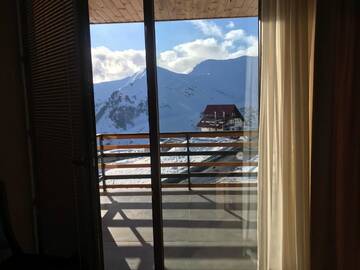 Фото номера Двухместный номер с 1 кроватью и балконом Гостевой дом Hillsite Gudauri г. Гудаури 2