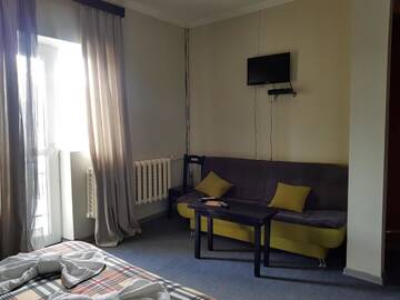 Фото номера Большой двухместный номер с 1 кроватью Гостевой дом Hotel Shele г. Гудаури 7