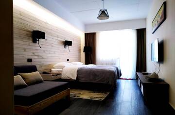 Фото номера Улучшенные апартаменты Отель Gudauri Hills Apart Hotel г. Гудаури 5