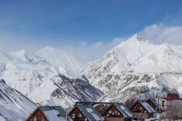 Фото номера Трехместный номер с видом на горы Отель GeoGraphy Hotels г. Гудаури 3